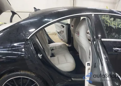 2015 Mercedes-Benz Cla 250 4Matic z USA, uszkodzony, nr VIN WDDSJ4GB2FN221329